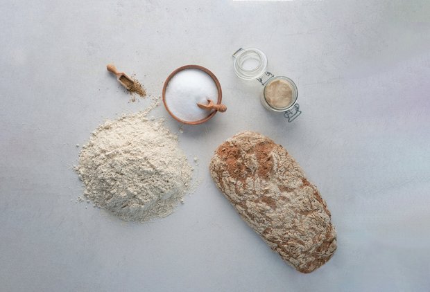 Rustikale BIO Backmischung